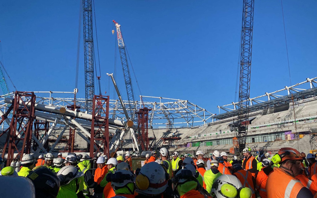 Flexstaff workers gathered at a construction site